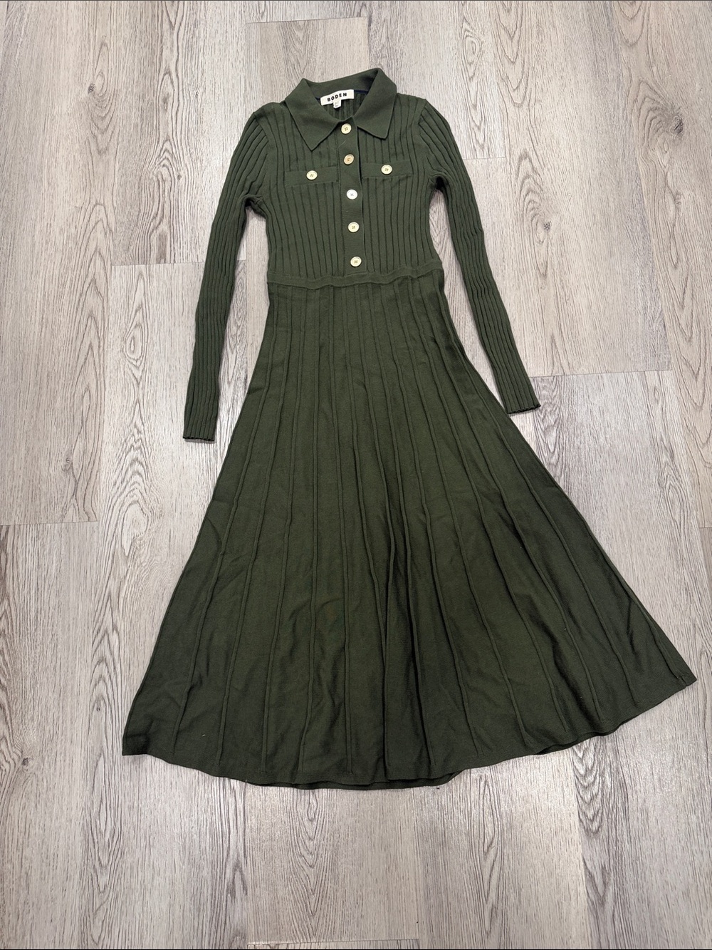 Boden Olive Green Ribbed Midi Dress - Picture 2 of 4